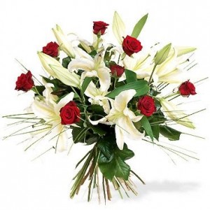 bouquet de lys et roses - Stessy Fleurs